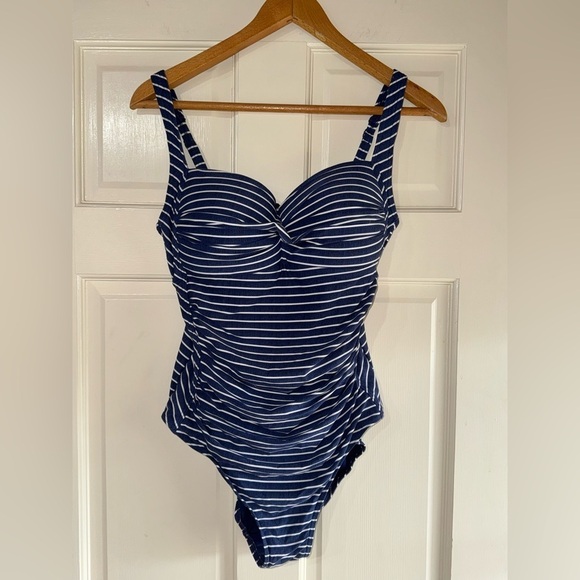 NipTuck Swim Navy & White Stripe One-Piece Swimsuit Women's US Size 10